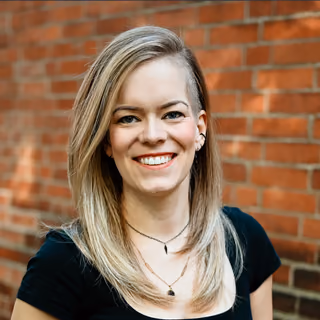 Photo of Lisa Lobmeyer