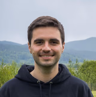 Photo of Nils Ollrogge